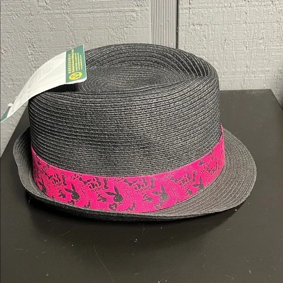 Stylish Black Fedora with Pink Band - Picture 4 of 8